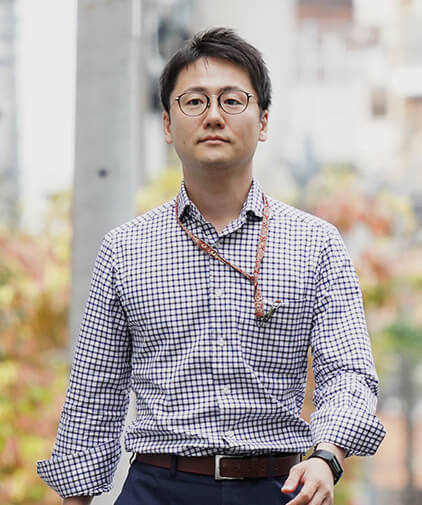 本社第一営業部 課長